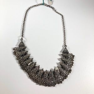 NWOT Silver Vintage Boho Necklace/Choker